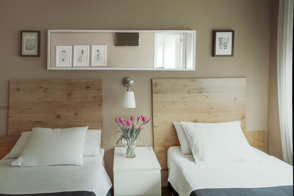 B&B Ines Sant Cugat del Vallès Eksteriør billede