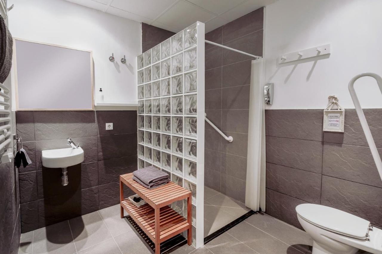 B&B Ines Sant Cugat del Vallès Eksteriør billede