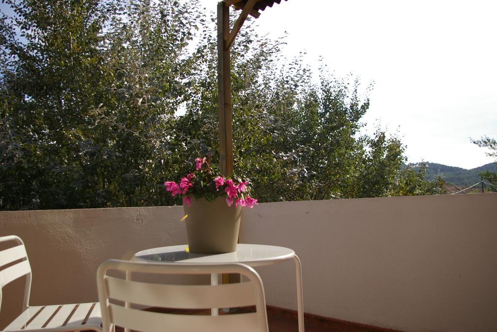 B&B Ines Sant Cugat del Vallès Eksteriør billede