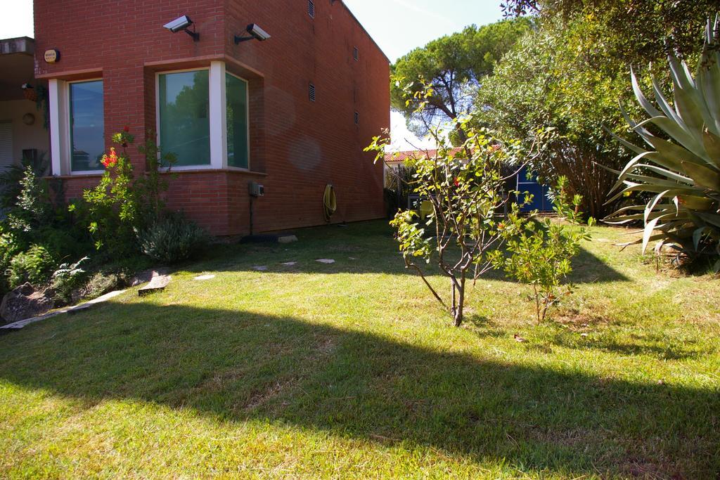 B&B Ines Sant Cugat del Vallès Eksteriør billede