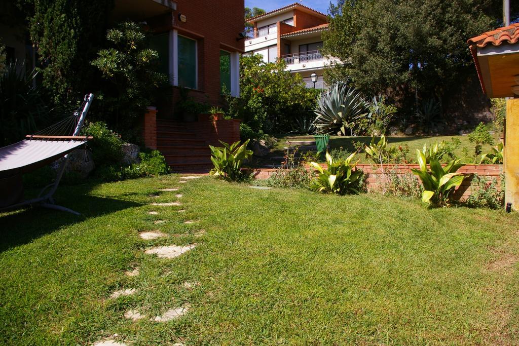 B&B Ines Sant Cugat del Vallès Eksteriør billede