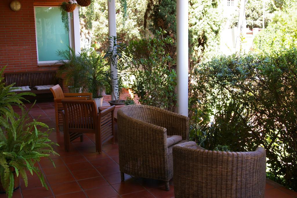 B&B Ines Sant Cugat del Vallès Eksteriør billede