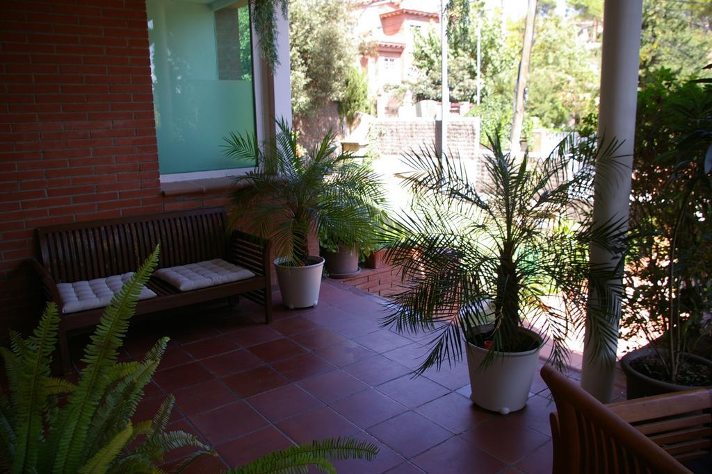 B&B Ines Sant Cugat del Vallès Eksteriør billede