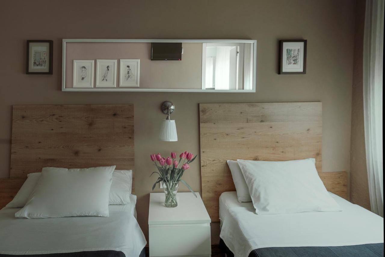 B&B Ines Sant Cugat del Vallès Eksteriør billede